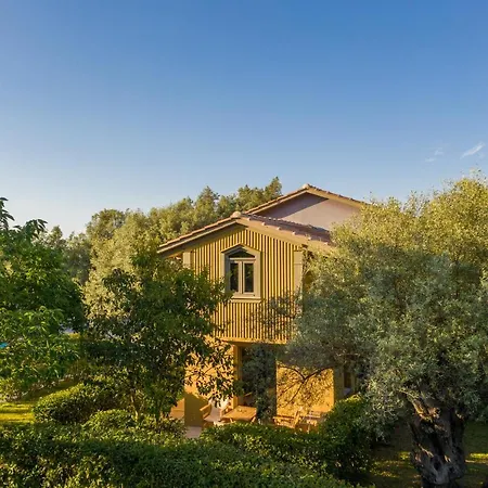 Casa Campos Aparthotel *
